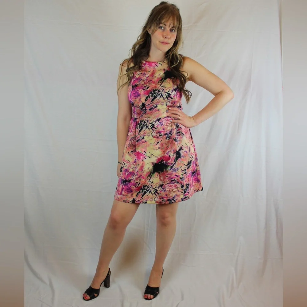 Abstract Pattern Mini Dress - Picture 1 of 3